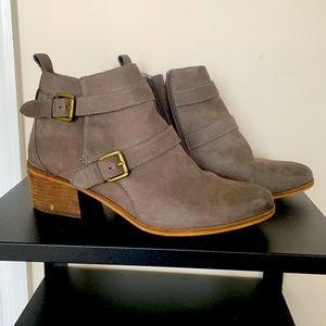 Susina Ankle Boots